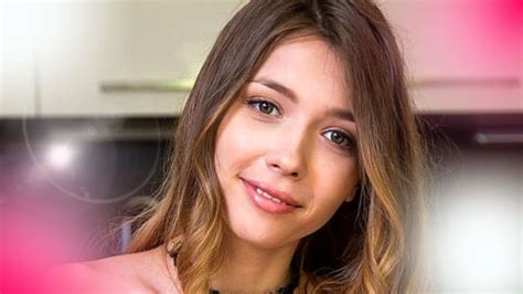 Mila Azul Bio, Age, Height, Wiki, Net Worth & More